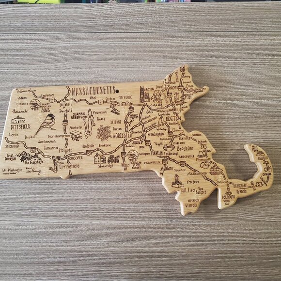 Totally Bamboo "Massachusetts" cutting and serving board - Picture 1 of 10